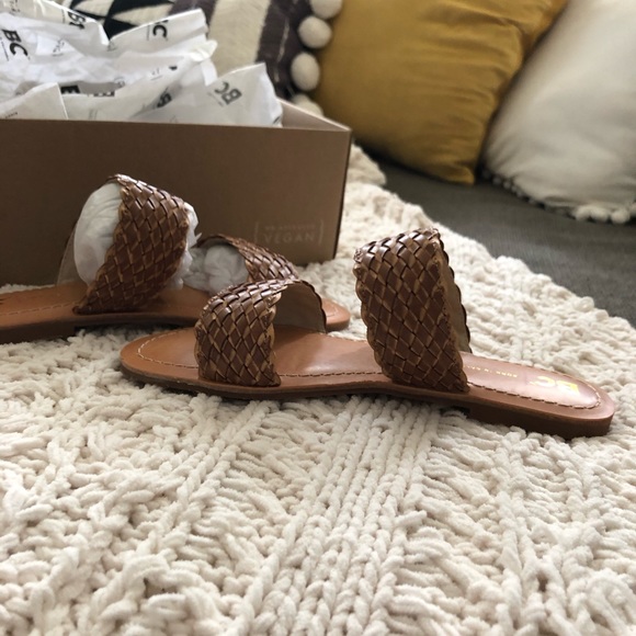 BC brand woven slide sandals size 6 - Picture 4 of 5